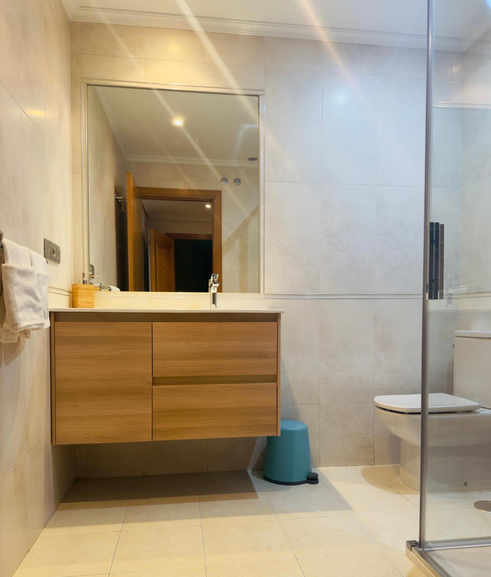 Apartamento En Primera Linea De Playa Riazor A Coruña Exteriör bild