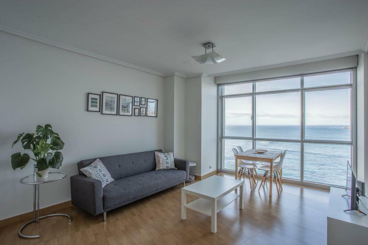 Apartamento En Primera Linea De Playa Riazor A Coruña Exteriör bild