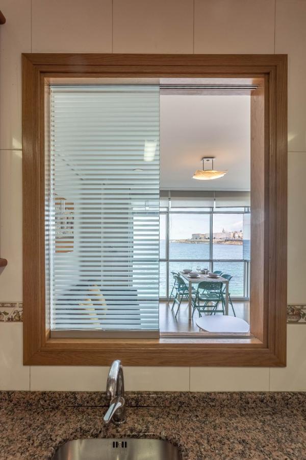 Apartamento En Primera Linea De Playa Riazor A Coruña Exteriör bild